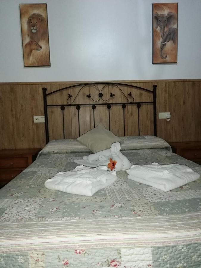 Hostal Brenaverde Gaucin Luaran gambar